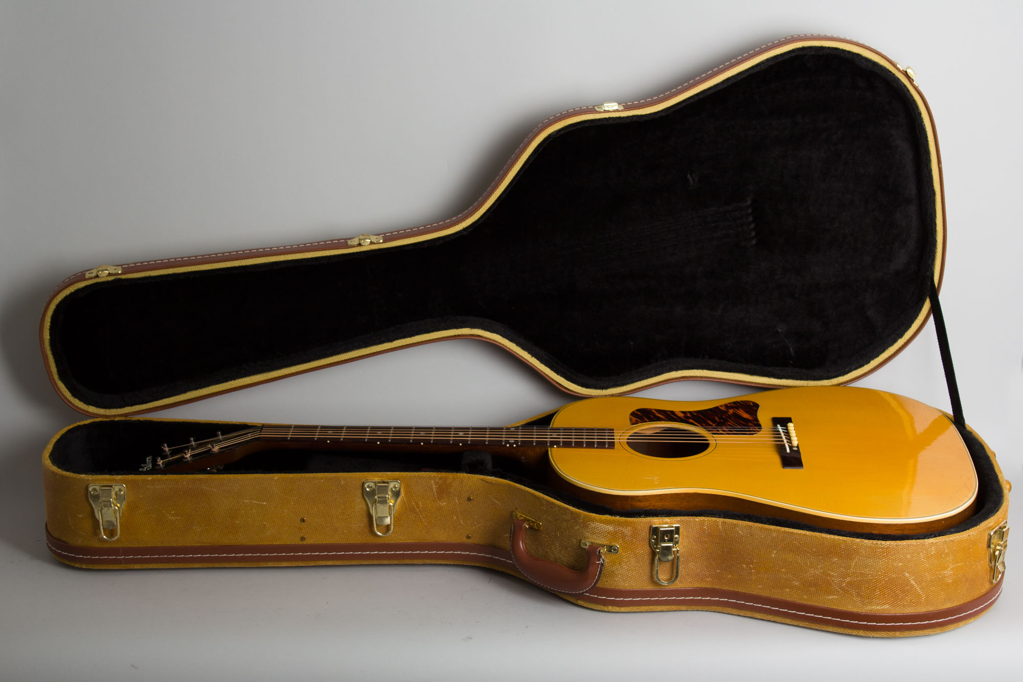 Gibson J 35 Flat Top Acoustic Guitar 1941 2 Retrofret