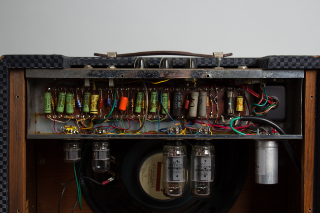 Ampeg  Jet Model J-12-D Tube Amplifier (1966)