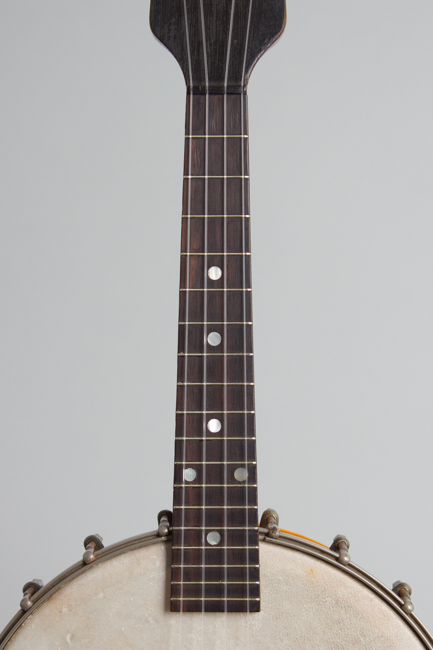 Gibson  Style UB Banjo Ukulele  (1924)