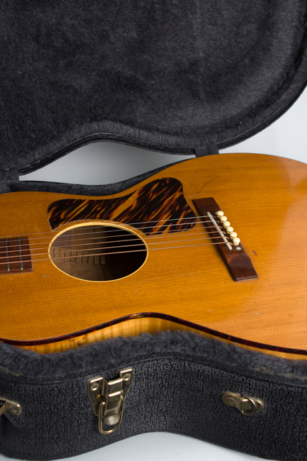 Kalamazoo  KGN-12 Flat Top Acoustic Guitar  (1941)