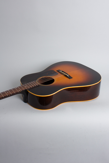 Gibson  J-45 Banner Flat Top Acoustic Guitar  (1944)