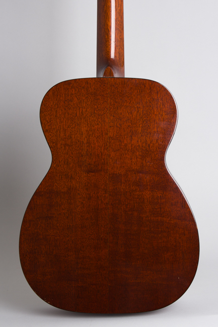 C. F. Martin  00-18G Classical Guitar  (1960)