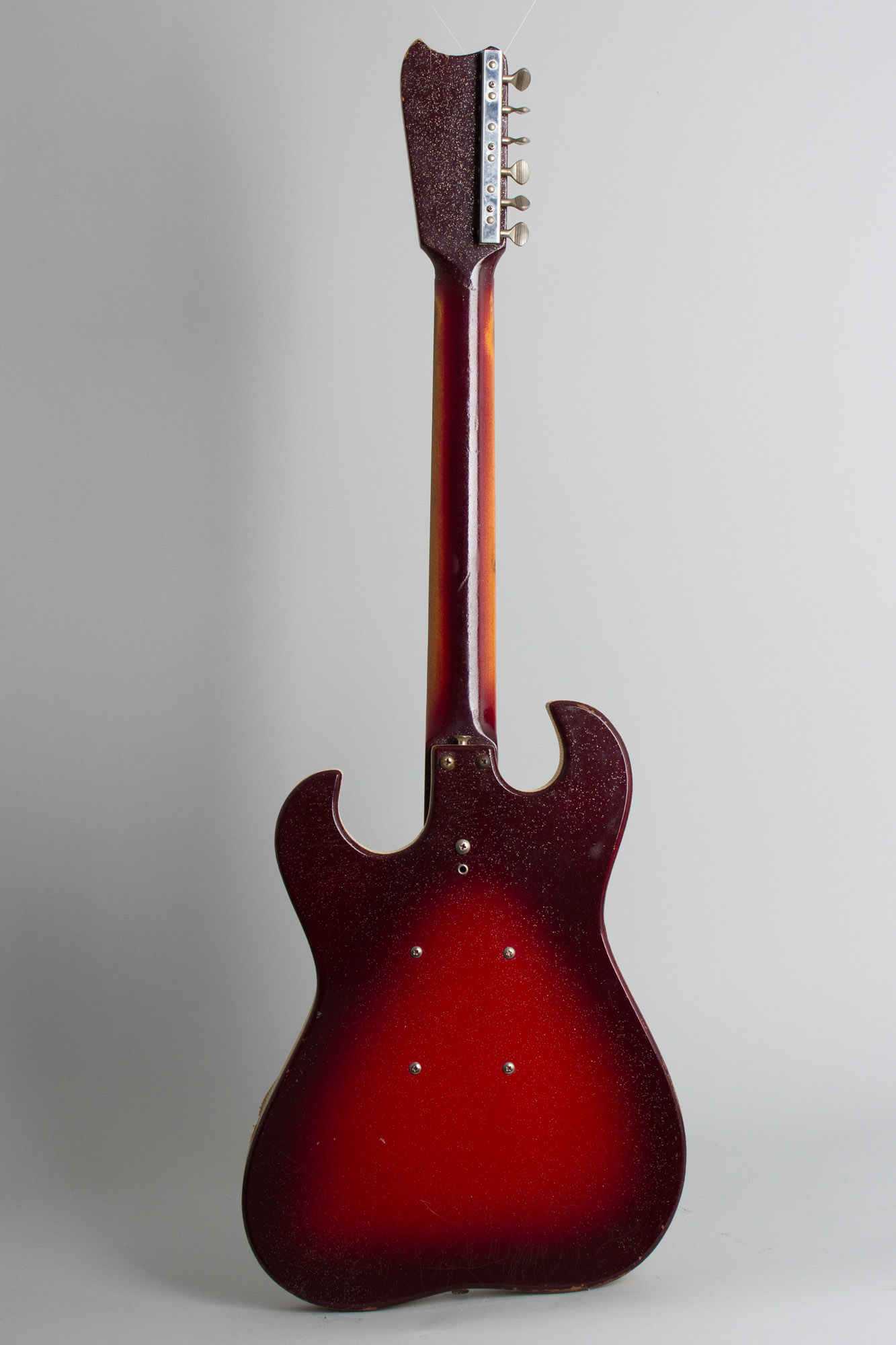 Silvertone Model 1457 Amp-In-Case Semi-Hollow Body Electric Guitar, made by  Danelectro (1965) | RetroFret