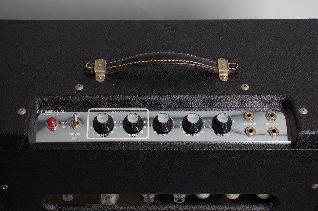 Martin Model 112T Tube Amplifier, made by DeArmond (1960)