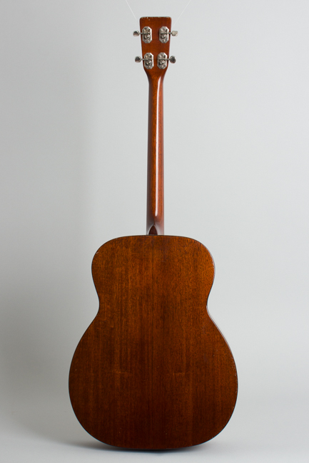 C. F. Martin  0-18T Flat Top Tenor Guitar  (1952)