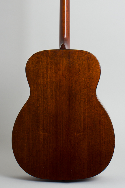 C. F. Martin  0-18T Flat Top Tenor Guitar  (1952)