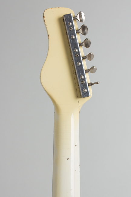 Danelectro  Dane D3V Solid Body Electric Guitar  (1967)