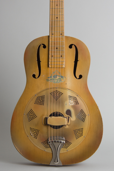 National  Triolian Resophonic Guitar  (1929)