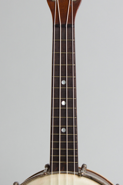 Gibson  UB-2 Banjo Ukulele  (1926)