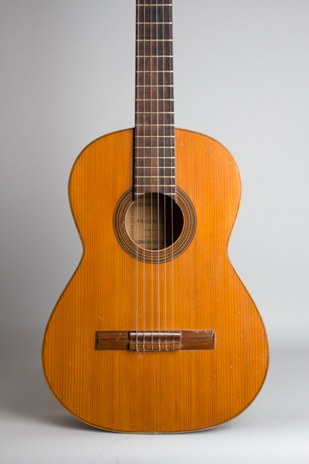 Paulino Bernabe  Estudio Classical Guitar ,  c. 1960