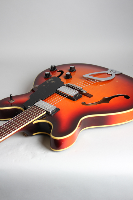 Guild  Starfire IV Semi-Hollow Body Electric Guitar  (1968)