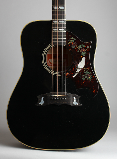 Gibson  Dove Custom Flat Top Acoustic Guitar  (1977)