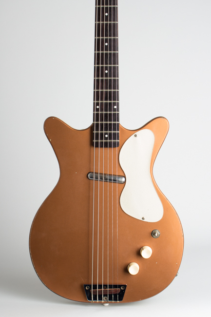 Danelectro  Standard Shorthorn Model 3612 Electric 6-String Bass Guitar  (1958)
