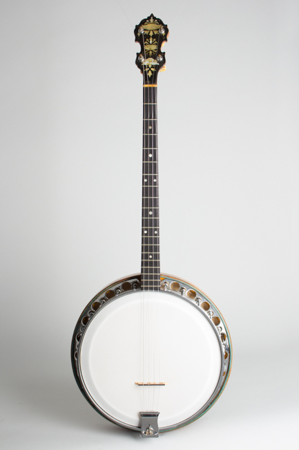 expand image Paramount Style B Tenor Banjo (1921)