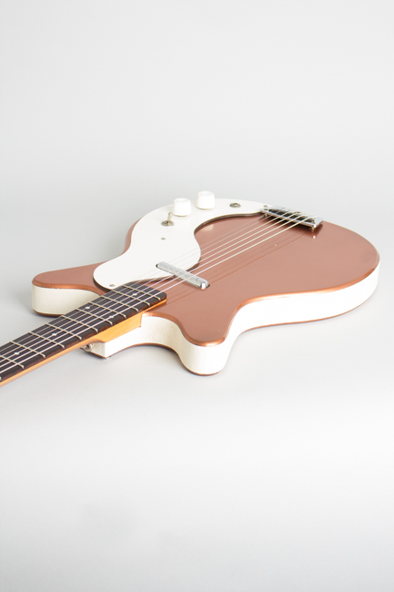 Danelectro Standard Shorthorn Model 3612 Electric 6-String Bass Guitar (1962)