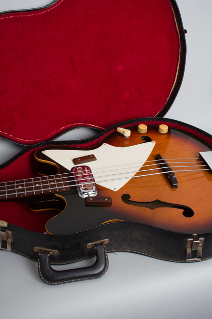 Harmony  H-22 Electric Bass Guitar  (1972)