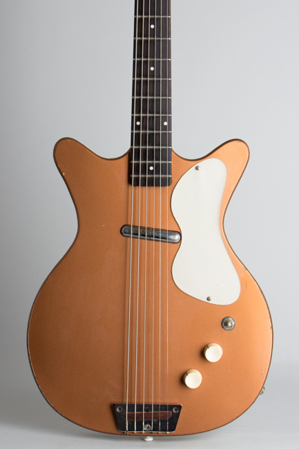 Danelectro  Standard Shorthorn Model 3612 Electric 6-String Bass Guitar  (1958)